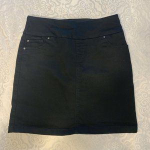 Women’s xs  S.C. & Co. Black Denim Skort NWT